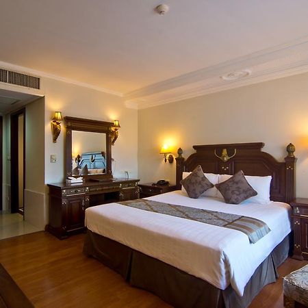 Lk Metropole Hotel Pattaya Exterior photo