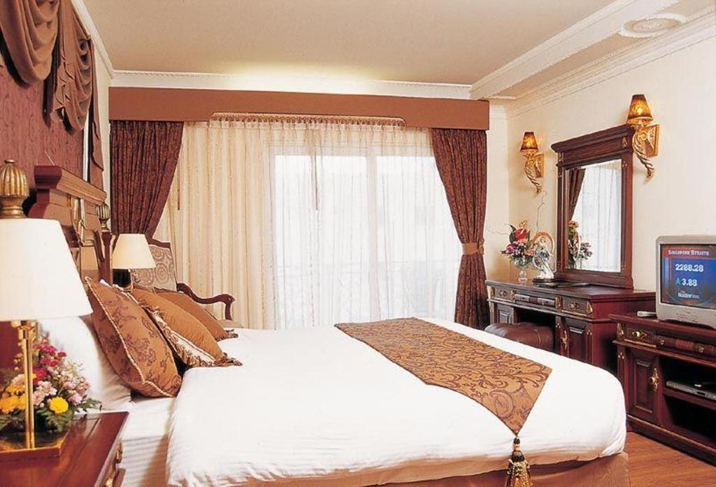 Lk Metropole Hotel Pattaya Room photo