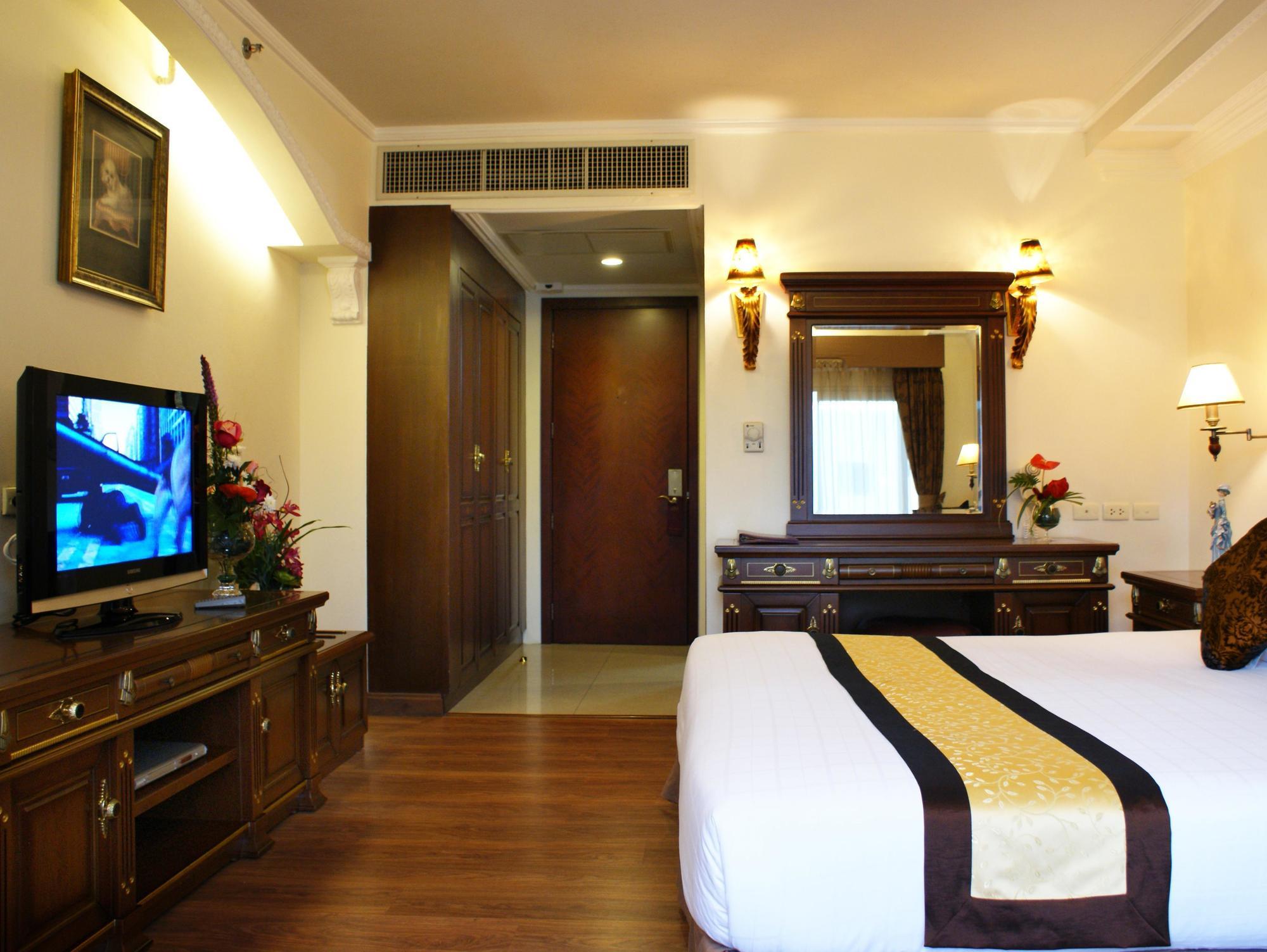 Lk Metropole Hotel Pattaya Exterior photo