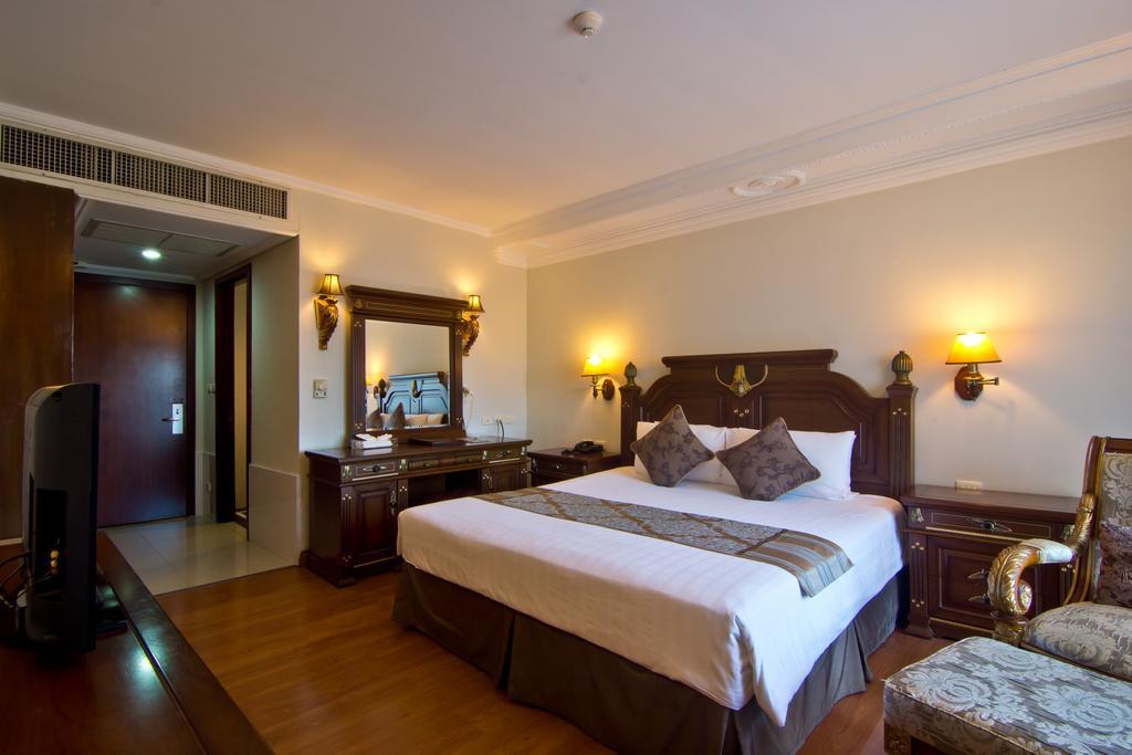 Lk Metropole Hotel Pattaya Exterior photo