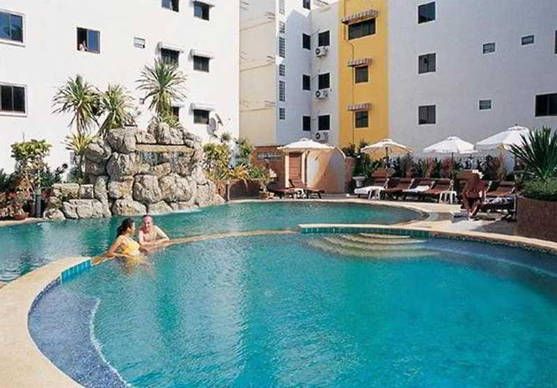 Lk Metropole Hotel Pattaya Exterior photo
