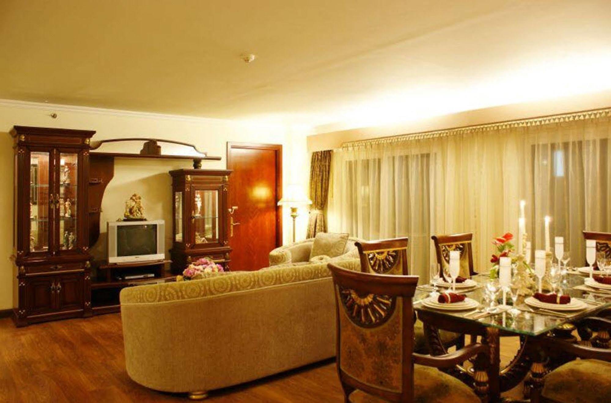 Lk Metropole Hotel Pattaya Exterior photo