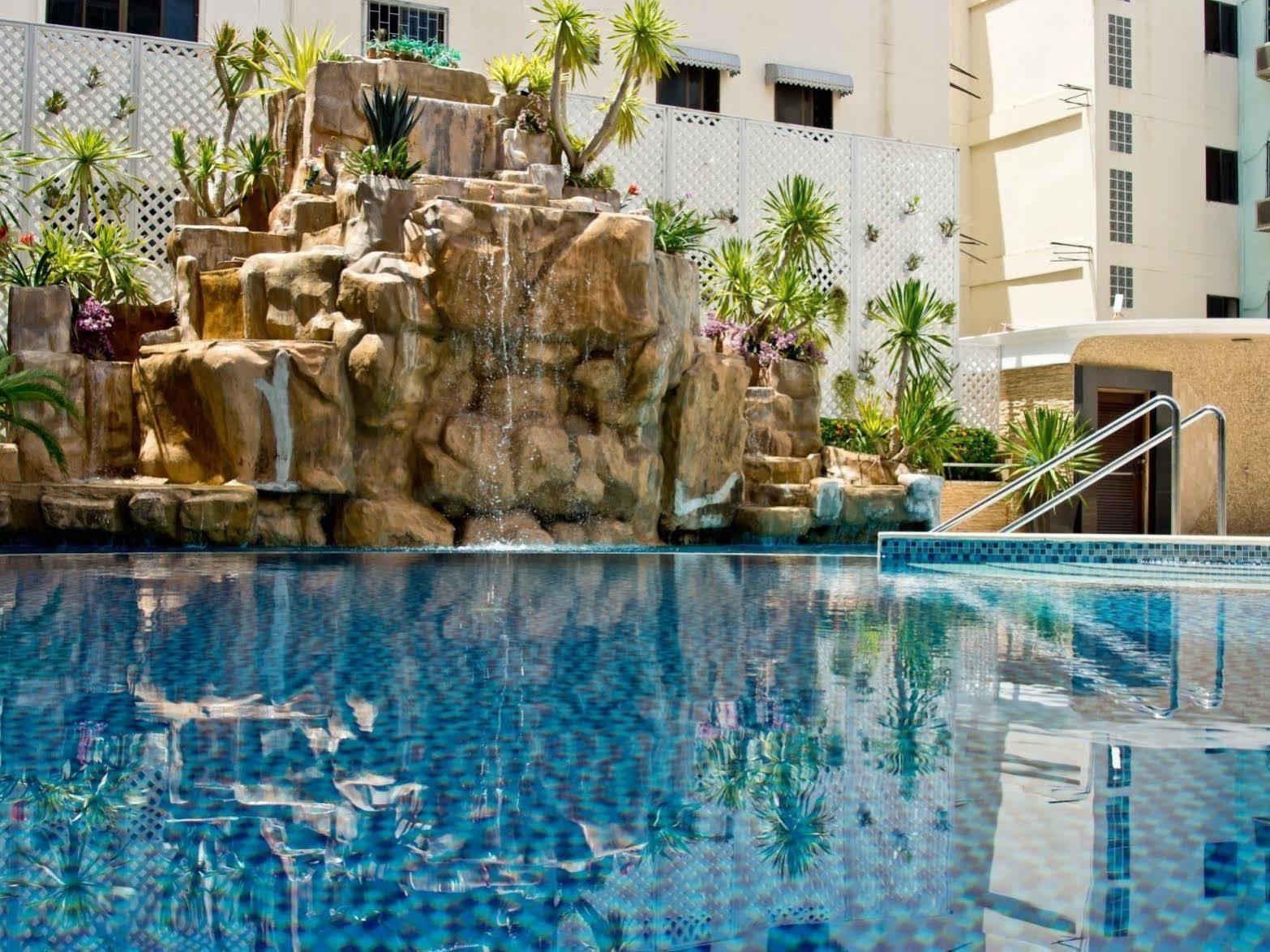 Lk Metropole Hotel Pattaya Exterior photo